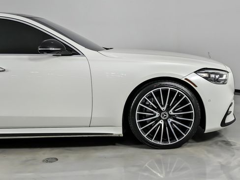 Used 2022 Mercedes-Benz S 500 S 500 4MATIC-BIG $131K MSRP-AM w/ AMG Line Package image 15