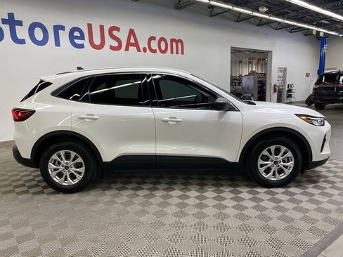 Used 2023 Ford Escape Active image 11