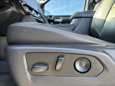 Used 2023 GMC Sierra 1500 AT4 w/ AT4 Premium Package image 19