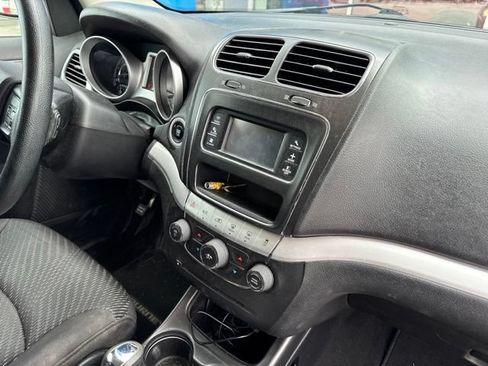 Used 2014 Dodge Journey SXT w/ Flexible Seating Group AWD/4WD image 10