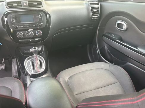 Used 2016 Kia Soul + w/ Soulful Package FWD image 27