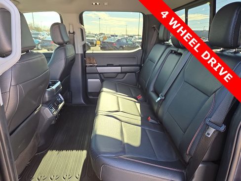 Used 2022 Ford F150 Lariat image 10