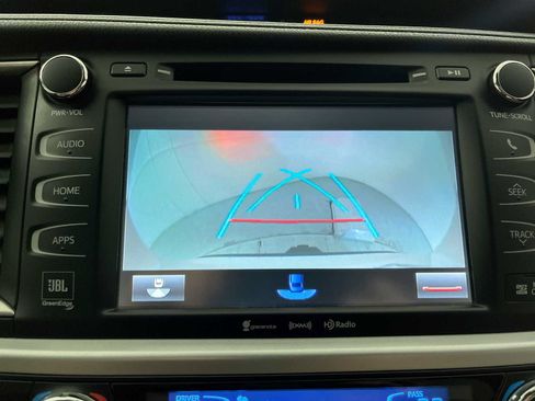 Used 2017 Toyota Highlander Limited Platinum AWD/4WD image 30