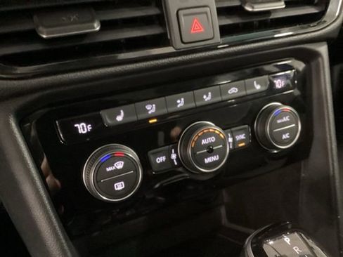 Certified 2023 Volkswagen Taos SEL image 14