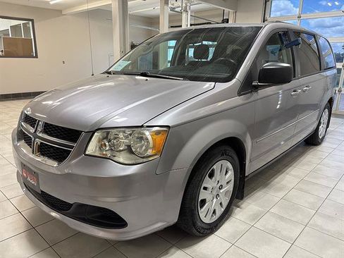 Used 2013 Dodge Grand Caravan SXT FWD image 1