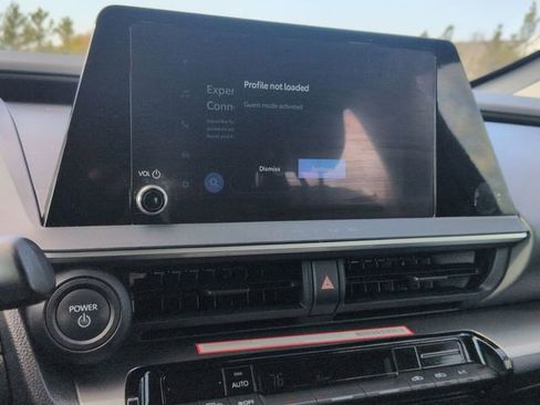 Certified 2023 Toyota Prius LE image 20