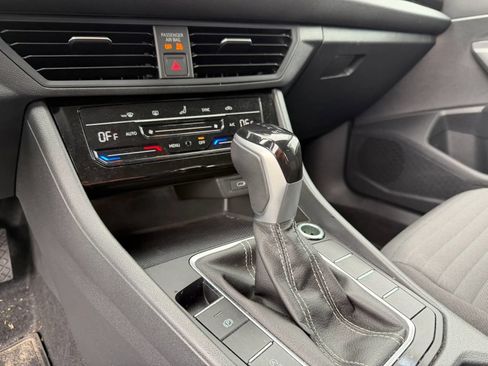 Used 2025 Volkswagen Jetta S FWD image 18