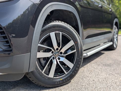 Used 2022 Volkswagen Atlas SE image 33