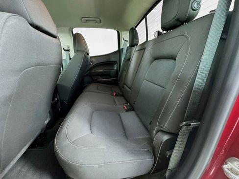 Used 2018 Chevrolet Colorado LT w/ LT Convenience Package RWD image 29