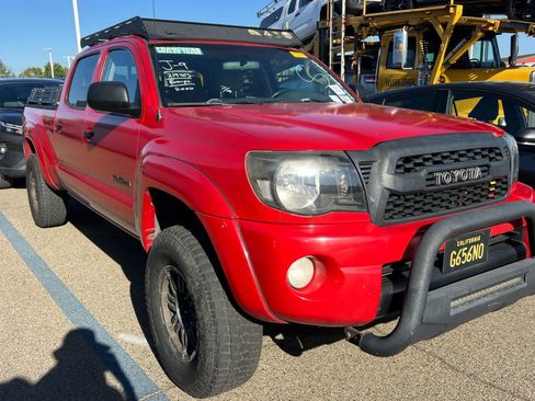 Used 2006 Toyota Tacoma PreRunner RWD image 3