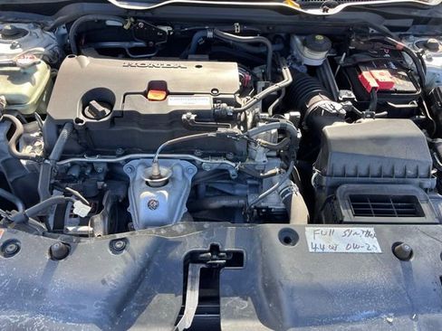 Used 2018 Honda Civic EX image 7
