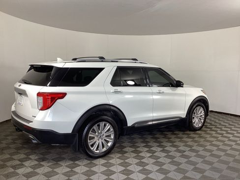 Used 2020 Ford Explorer Limited w/ Class III Trailer Tow Package AWD/4WD image 2