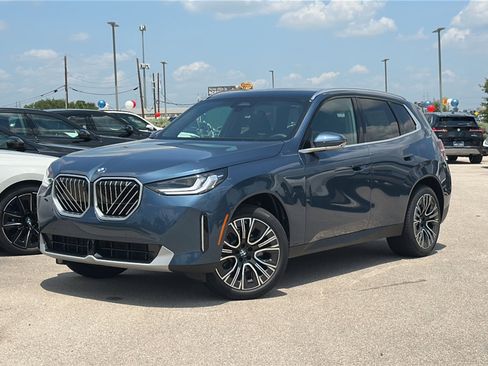New 2025 BMW X3 xDrive30i w/ Premium Package image 2