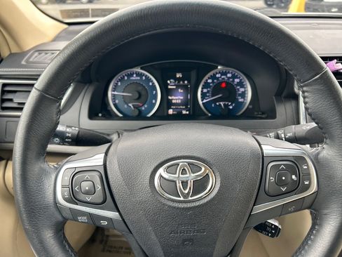 Used 2017 Toyota Camry XLE image 20