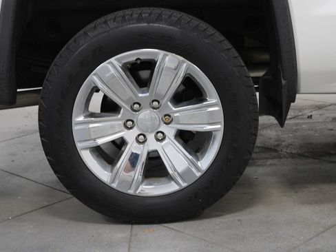 Used 2018 GMC Sierra 1500 SLT AWD/4WD image 13