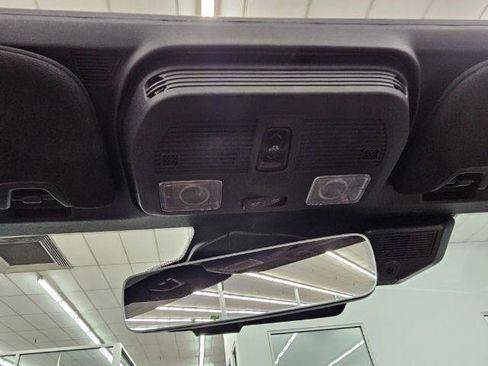 Used 2025 Ford Mustang Premium RWD image 33