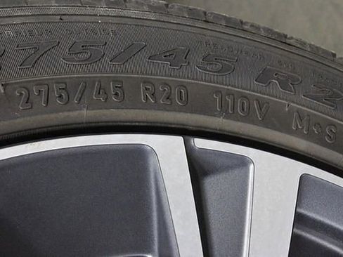 Used 2021 Volvo XC90 T6 Momentum w/ Protection Package Premier image 47