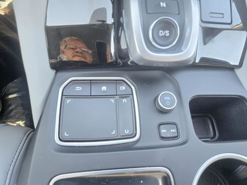 Certified 2024 Acura MDX FWD w/ Technology Package image 37