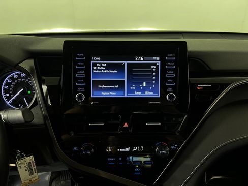 Certified 2024 Toyota Camry SE FWD image 17