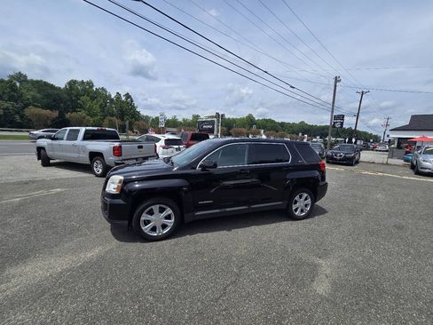 Used 2017 GMC Terrain SLE FWD image 14
