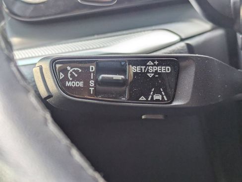 Used 2024 Porsche Cayenne AWD/4WD image 32