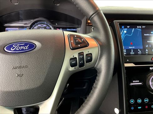 Used 2019 Ford Flex Limited FWD image 12