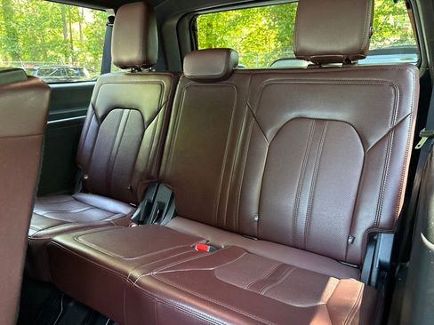 Used 2024 Ford Expedition Max Limited AWD/4WD image 28