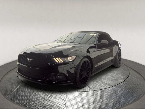 Used 2016 Ford Mustang Premium RWD image 3