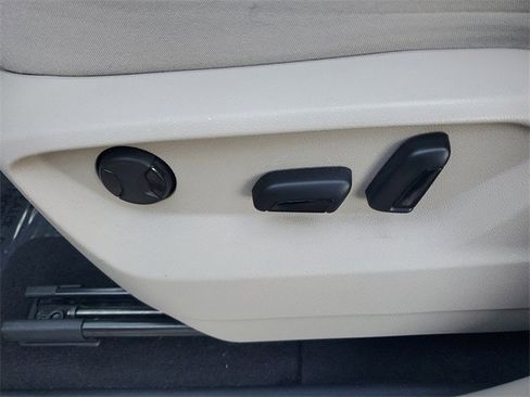 Used 2022 Volkswagen Atlas SE image 20