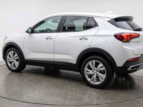 Used 2025 Buick Encore GX Preferred AWD/4WD image 6