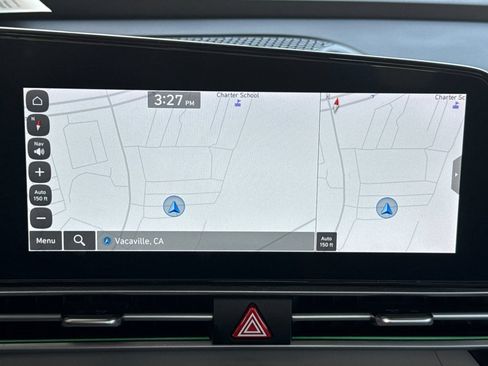 Used 2025 Hyundai Elantra Limited FWD image 29