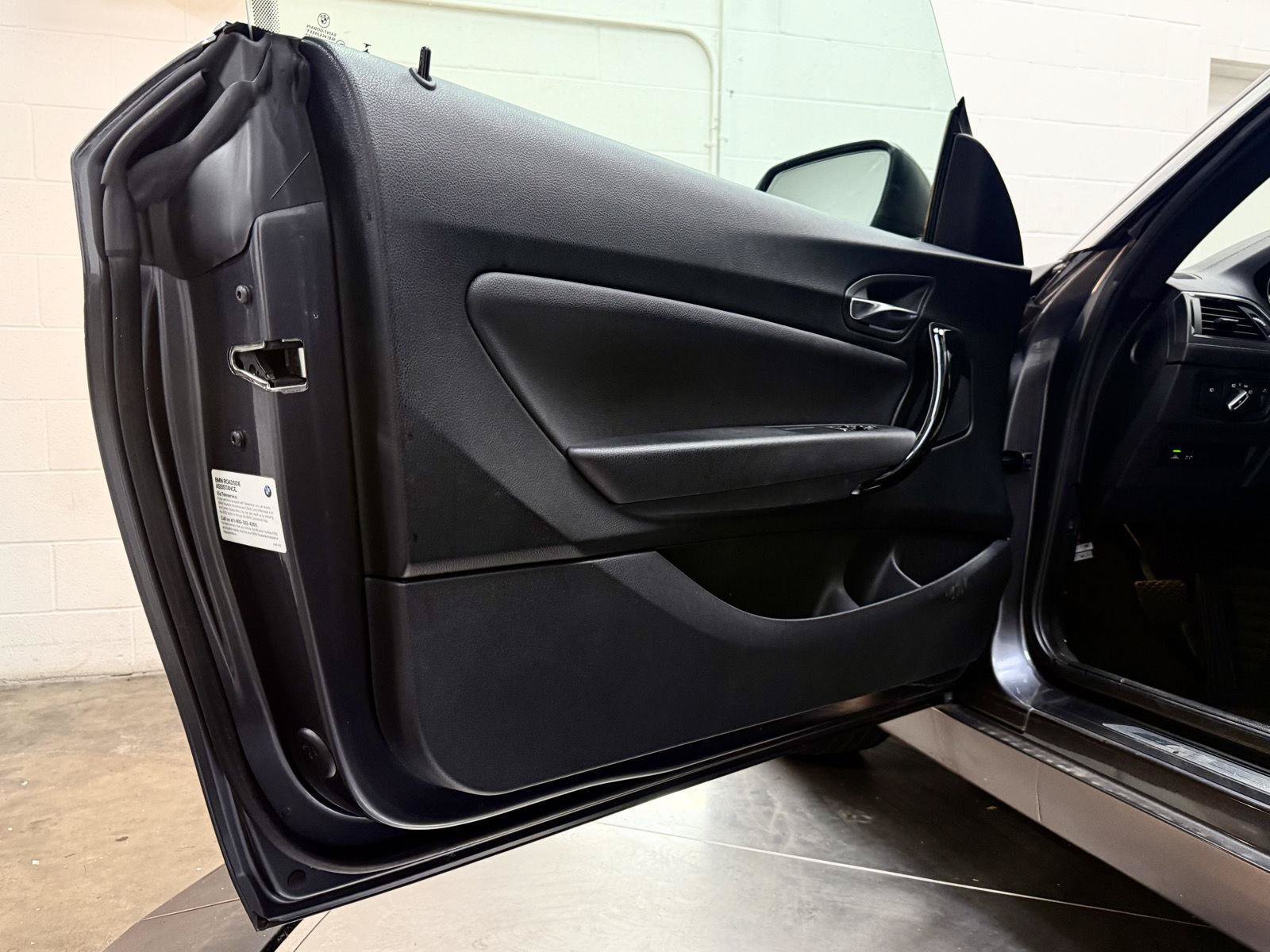 Used 2019 BMW 230i Coupe w/ Premium Package RWD image 12