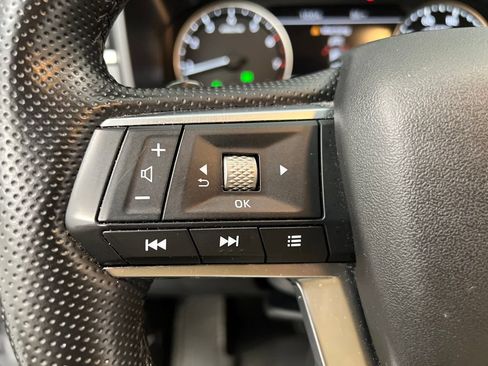 Used 2024 Mitsubishi Outlander SE AWD/4WD image 53