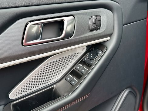 New 2026 Ford Explorer ST image 8