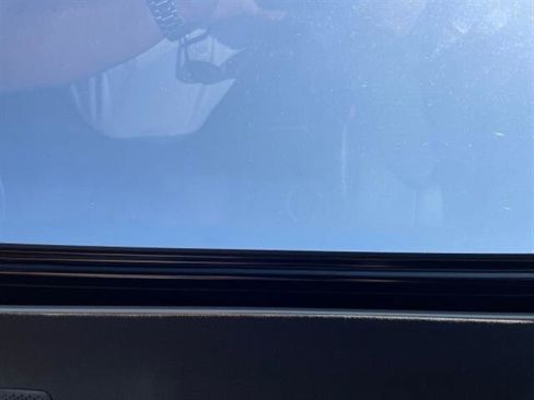 Used 2022 Toyota Highlander XSE image 30