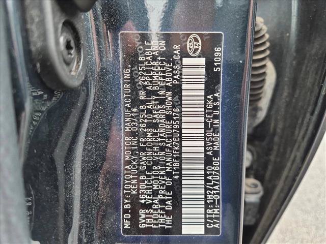 Used 2014 Toyota Camry XLE w/ Leather Package FWD image 25
