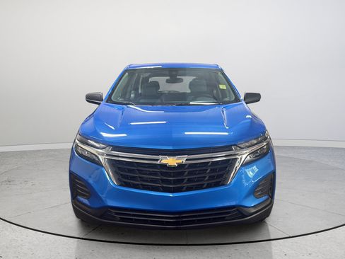 Certified 2024 Chevrolet Equinox LS w/ Driver Confidence II Package FWD image 4