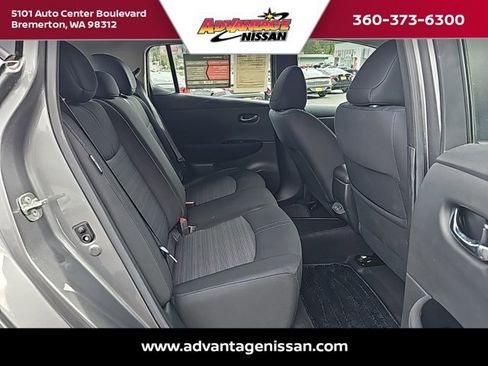 Used 2020 Nissan Leaf SV w/ SV Technology Package image 26