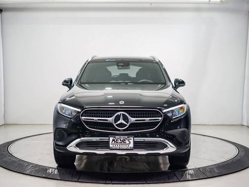 Certified 2025 Mercedes-Benz GLC 300 image 6