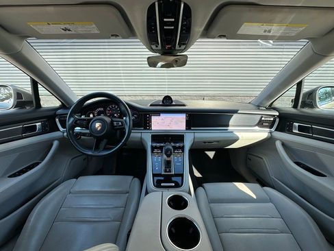 Used 2023 Porsche Panamera Platinum Edition image 6
