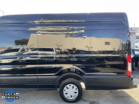 Used 2022 Ford E-Transit 148 High Roof Extended w/ Load Area Protection Package image 7