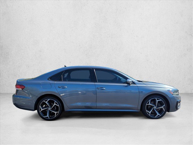 Used 2020 Volkswagen Passat 2.0T R-Line FWD image 6