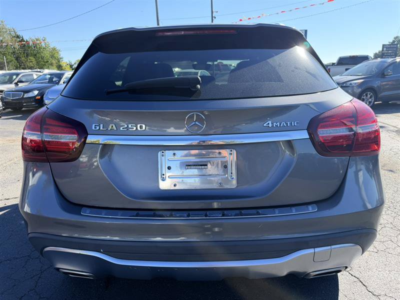 Used 2020 Mercedes-Benz GLA 250 4MATIC image 10