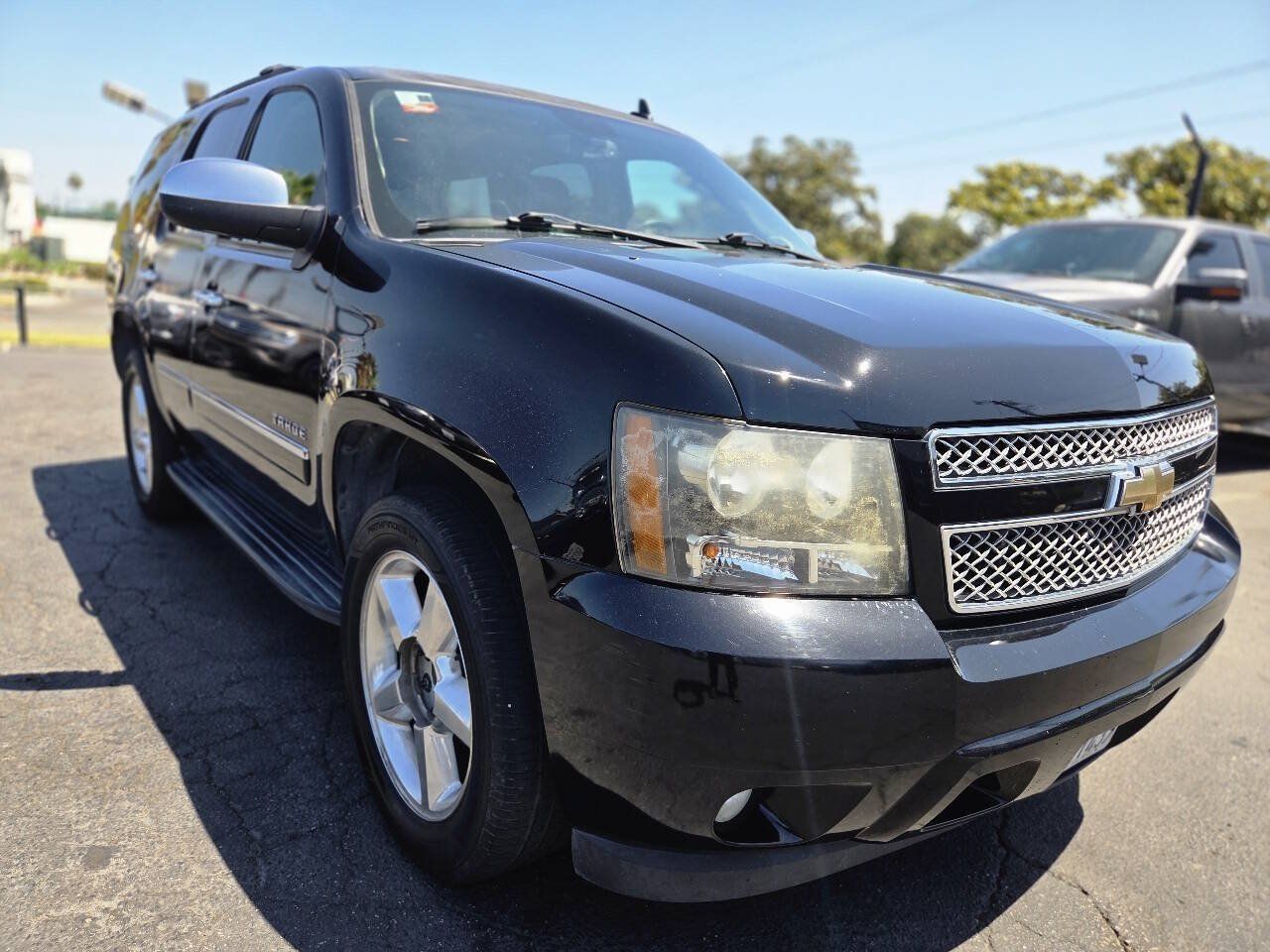 Used 2011 Chevrolet Tahoe LTZ RWD image 5
