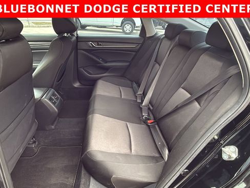 Used 2019 Honda Accord EX image 16