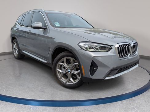 Used 2024 BMW X3 sDrive30i w/ Premium Package w/ZPA RWD image 3