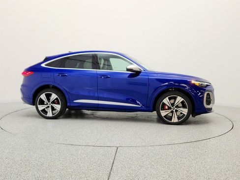New 2026 Audi SQ5 Premium Plus AWD/4WD image 4