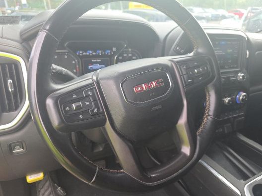 Used 2023 GMC Sierra 2500 AT4 w/ AT4 Preferred Package AWD/4WD image 5