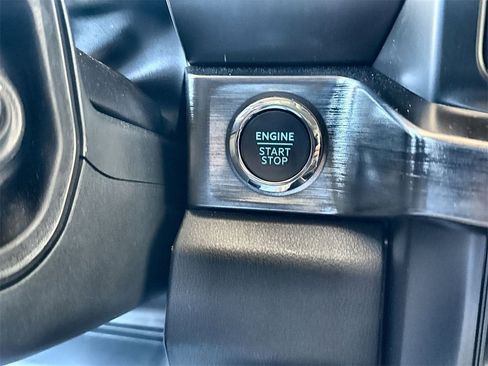 Used 2025 Ford F250 Lariat image 16