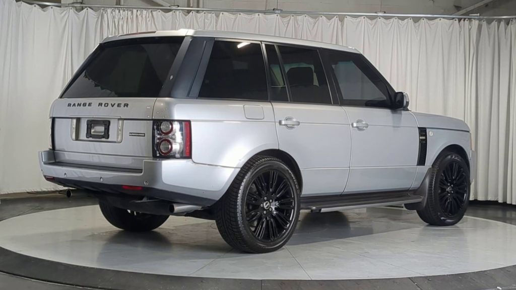 Used 2012 Land Rover Range Rover Supercharged AWD/4WD image 9